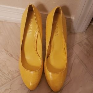 Ralph Lauren yellow Pumps